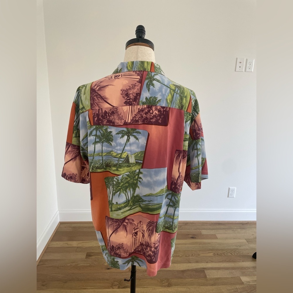 Vintage Tommy Bahama 100% Silk Camp Shirt in Orange Aloha Print - Picture 6 of 12